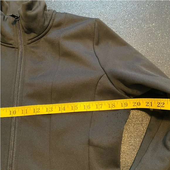 Yogalicious Jacket Medium Black Full Zip Activewear Yoga Thumb Holes Stretch - Picture 6 of 7